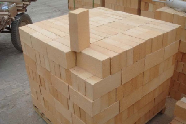 Refractory Insulating Bricks For Industrial Applications