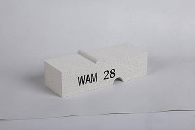 Why refractory bricks can withstand high temperatures？